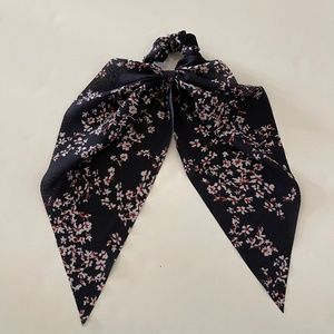 Pacsun Floral Print Multicolor Hair Scrunchie